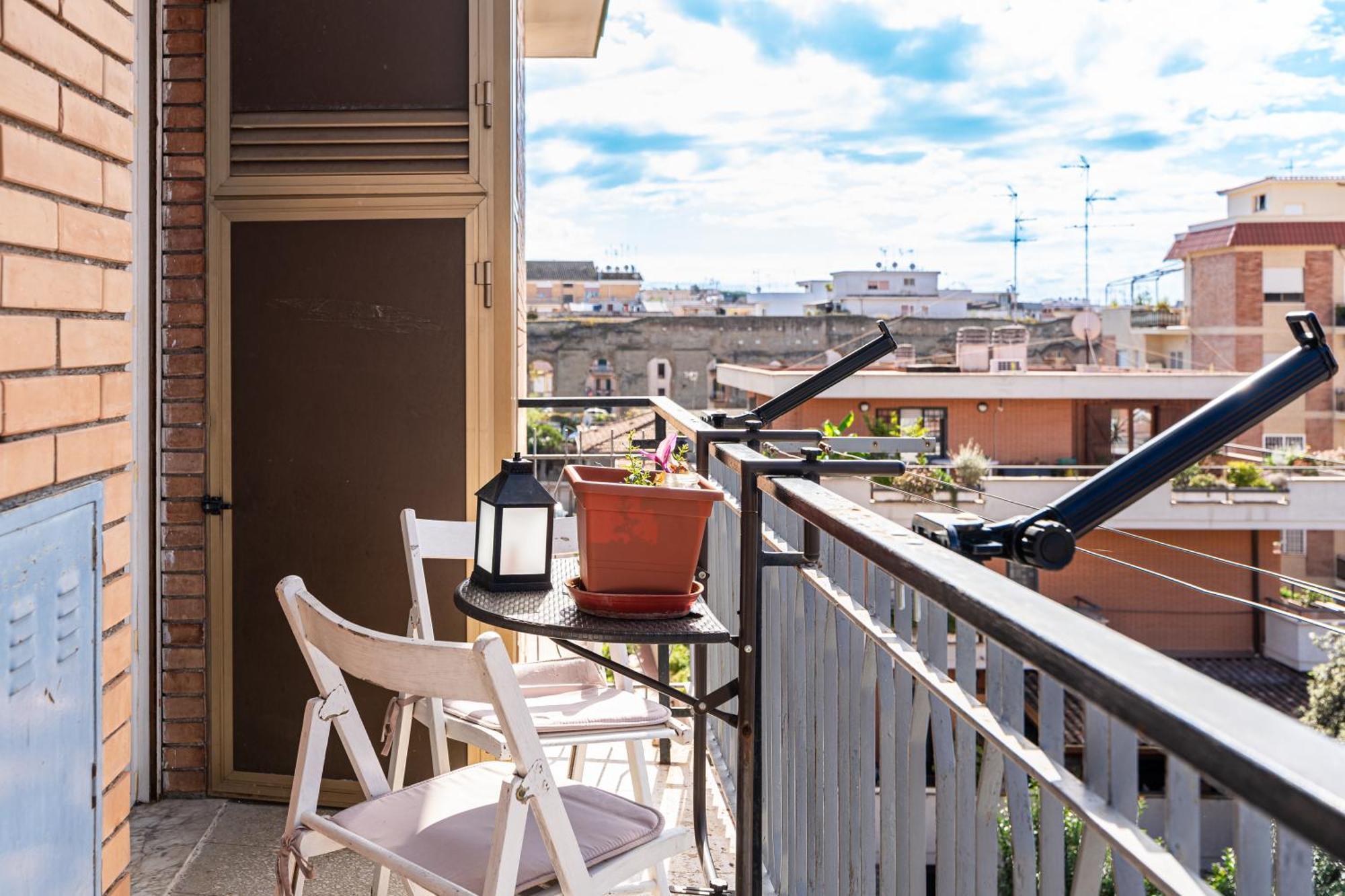 Apartment Casa Dei Girasoli - Metro C Mirti *